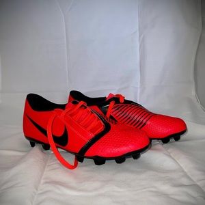 Nike Skin Phantom VNM Orange and Black Soccer Cleats